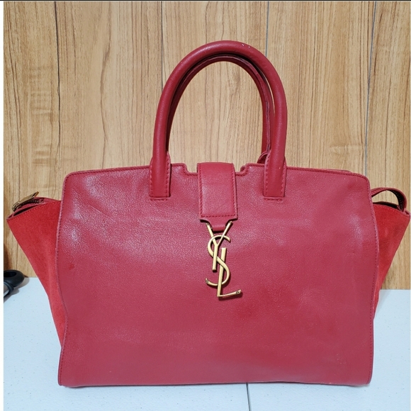 Yves Saint Laurent Handbags - Saint Laurent Cabas Downtown Leather Bag